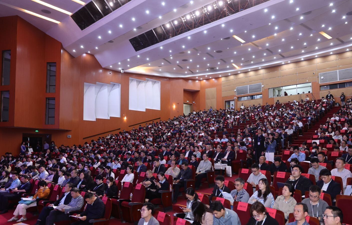 william威廉中文官网